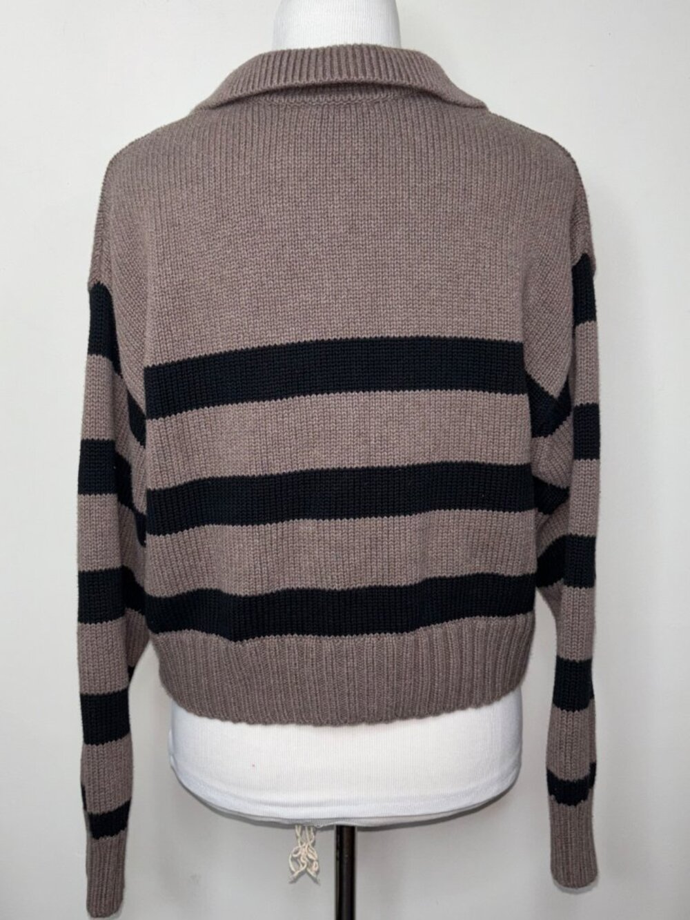 Gap Brown Stripe Cotton V-Neck Polo Sweater Size L Petite - Picture 7 of 12